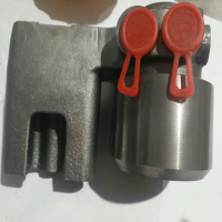 Bơm tiếp vận volvo